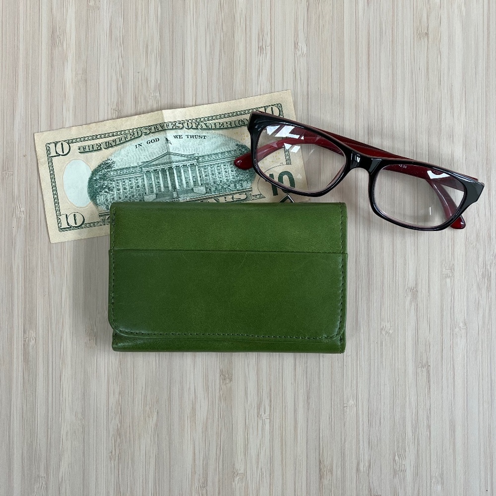 Gorgeous Green HOBO Jill Tri-fold Wallet in Excellent condition